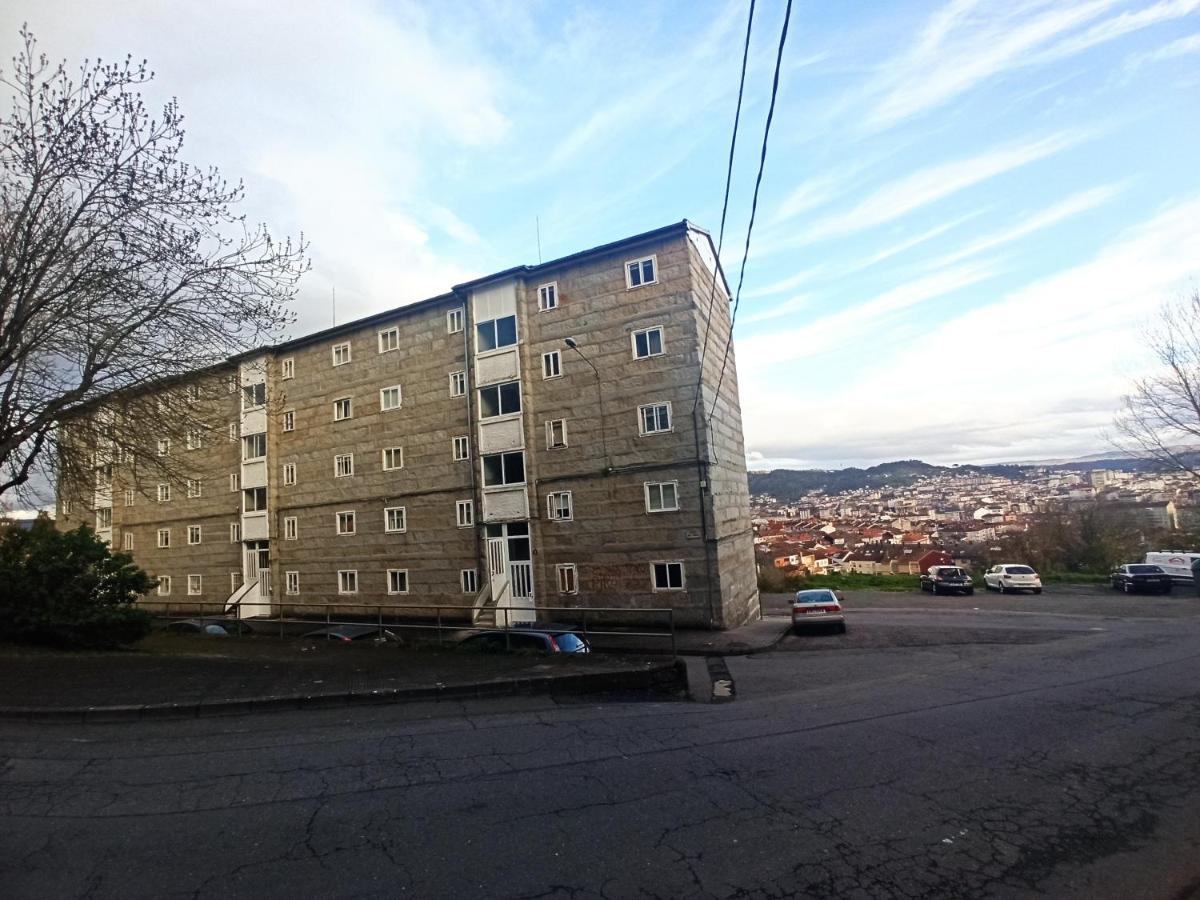 O Descanso Da Abella Appartement Ourense Buitenkant foto