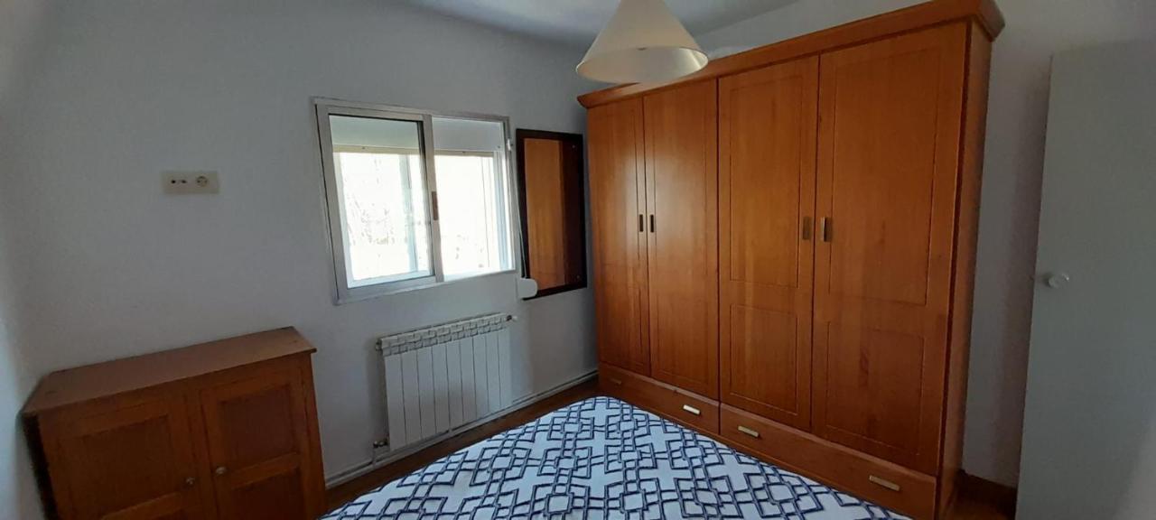 O Descanso Da Abella Appartement Ourense Buitenkant foto