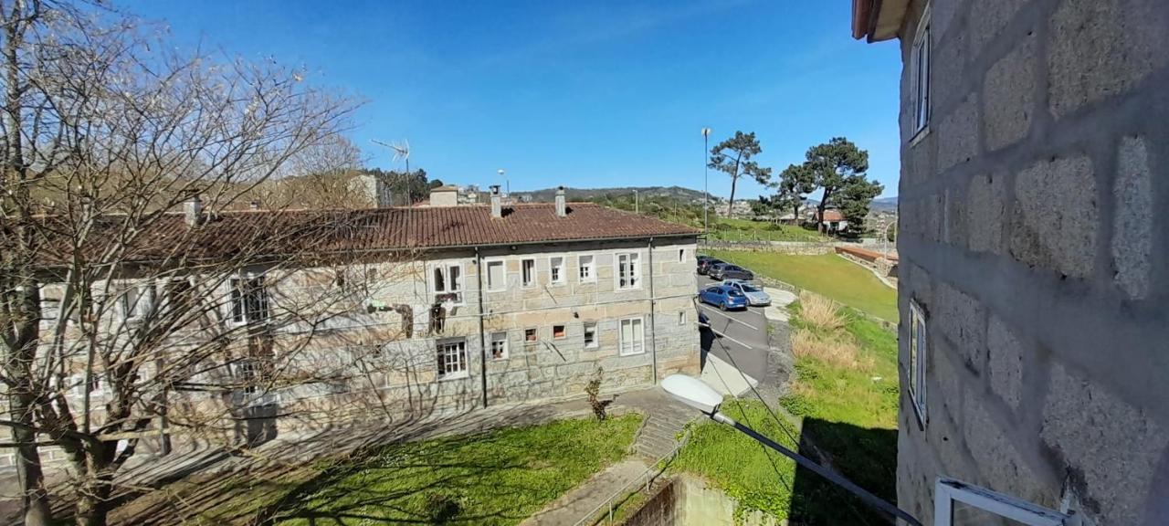O Descanso Da Abella Appartement Ourense Buitenkant foto